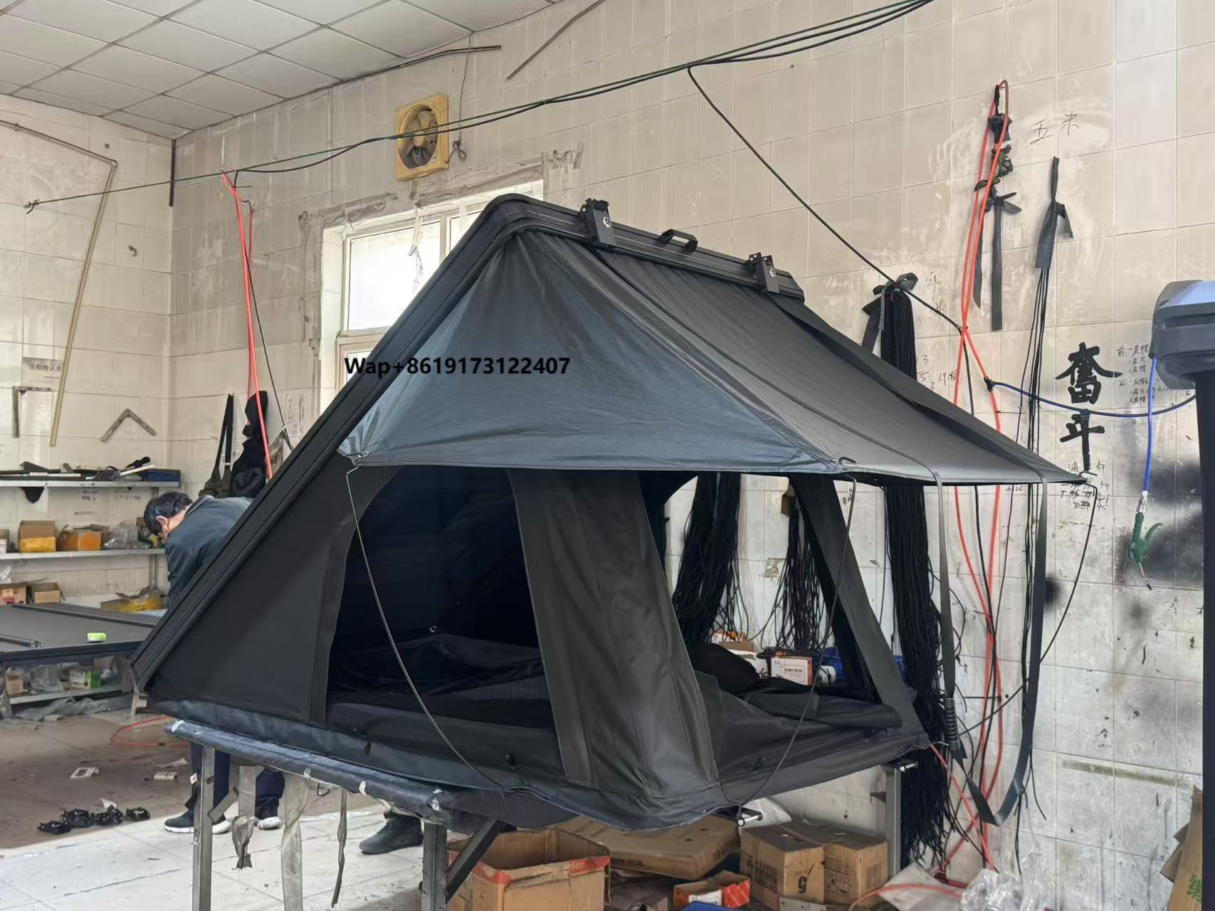 Outdoor Camping Van Tent - เต็นท์หลังคารถยนต์แบบกำหนดเองสำหรับ SUV รถตู้ กันน้ำ โครงอะลูมิเนียม กางอัตโนมัติ